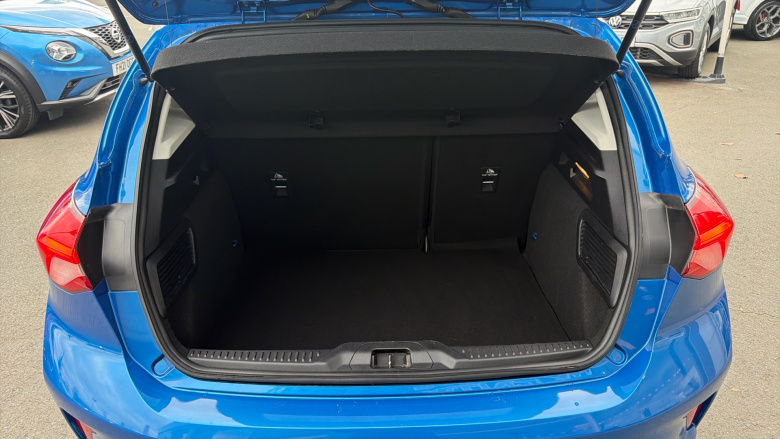 Ford Focus 1.0 EcoBoost 125 Titanium 5dr Petrol Hatchback